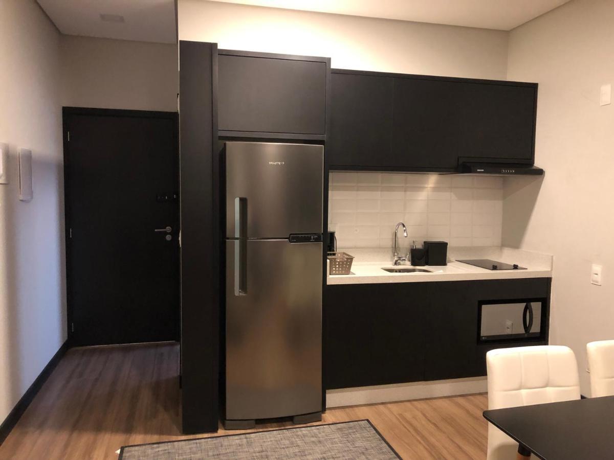 Apartamento Nos Ingleses Com Piscina A 700m Da